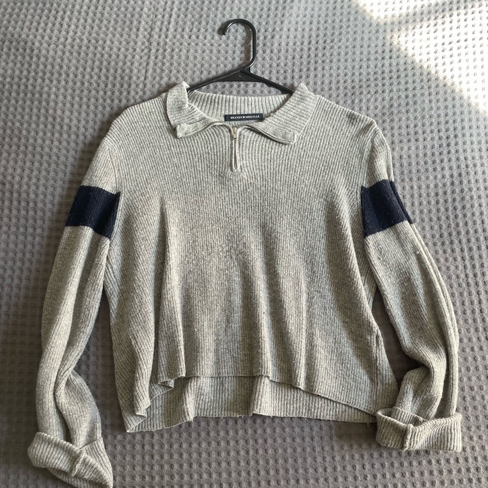Brandy Melville Sweater